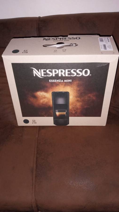 Nespresso essenza mini c30 espresso coffee machine with original box