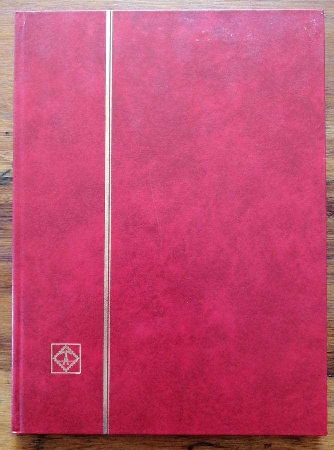 Nice little thematics collection in decent condition 8 pg/16 side Lighthouse stockbook