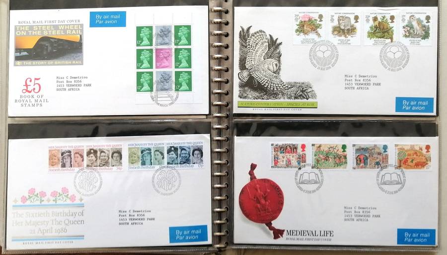 G.B. 1980s 107 x fresh covers in binder album - Fresh condition