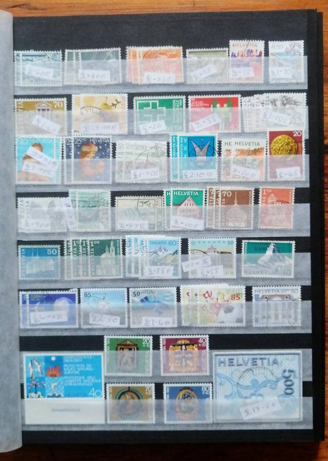 Helvitia - Switzerland Used collection in stockbook - decent CV