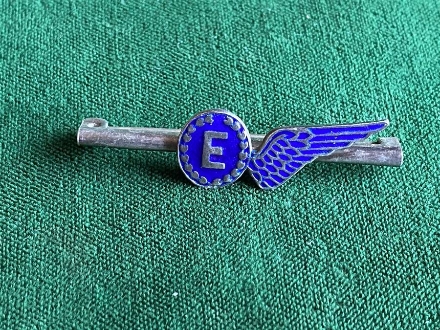 ROYAL AIR FORCE-SILVER (MARKED) AND ENAMEL ENGINEERS BADGE-MESS DRESS/TIE PIN