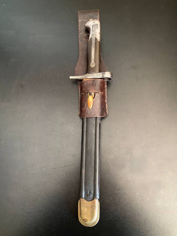 ITALIAN M1870 BAYONET WITH SCABBARD AND LEATHER FROG
