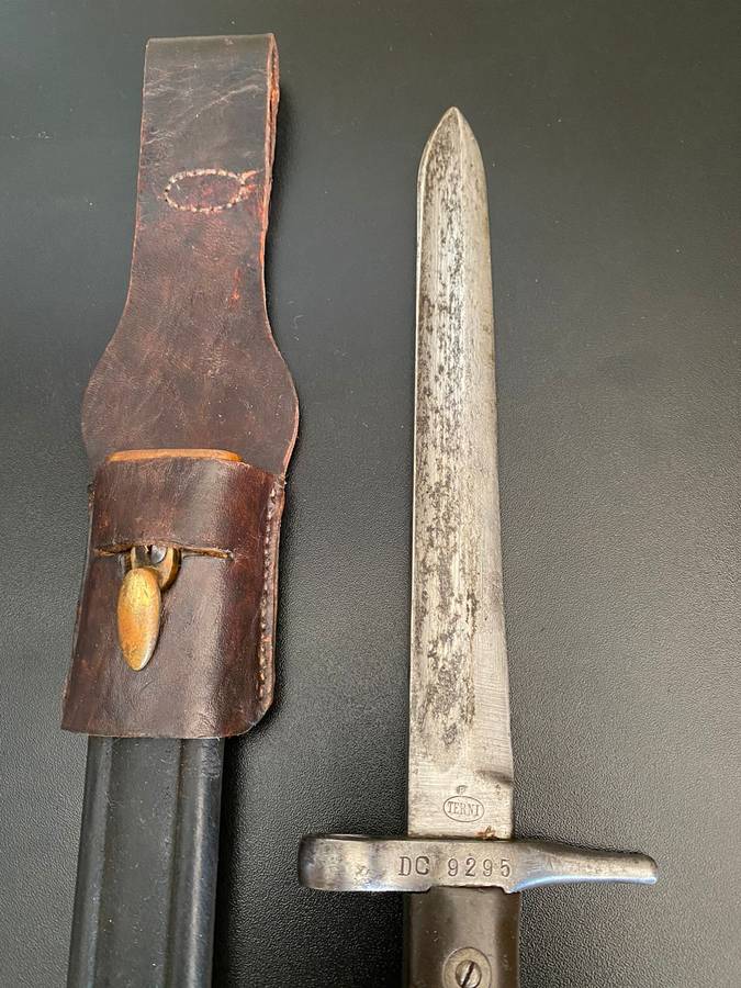 ITALIAN M1870 BAYONET WITH SCABBARD AND LEATHER FROG