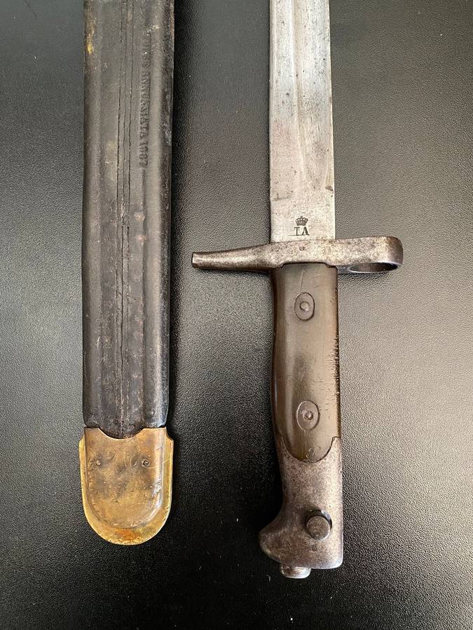 ITALIAN M1870 BAYONET WITH SCABBARD