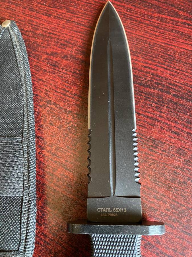 BODA DOUBLE EDGE COMBAT DAGGER WITH SHEATH-CONDITION  NEW-OVERALL LENGTH 28,5 CM