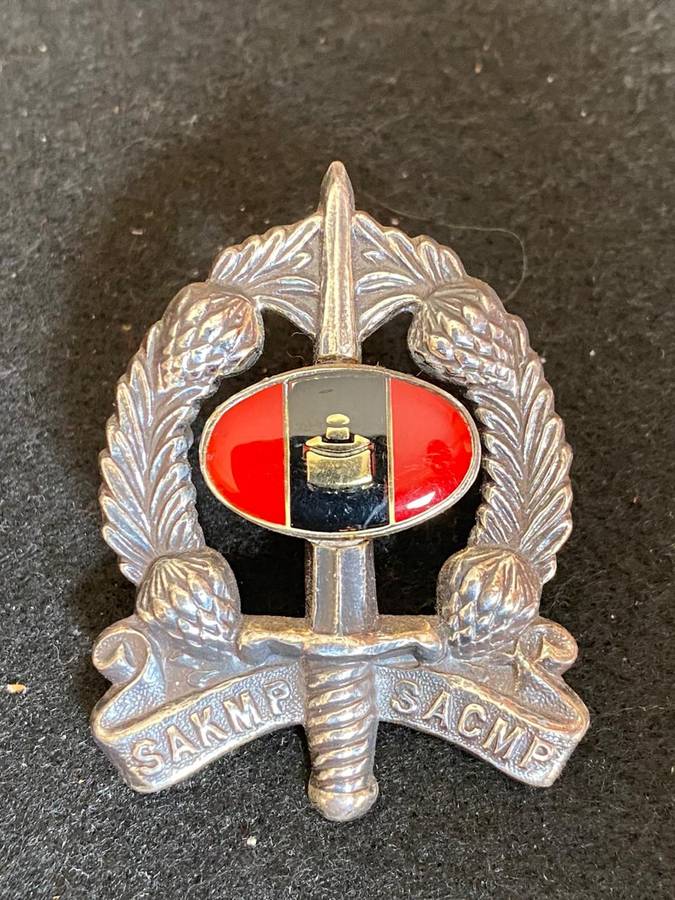 WITWATERSRAND COMMAND PROVOST UNIT CAP BADGE-APPROVED 1987- 2 LUGS