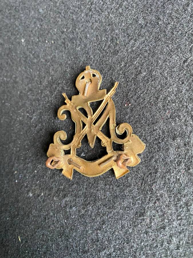 ROYAL NATAL CARBINEERS CAP BADGE- 2 LUGS- WORN 1936- 1940'S
