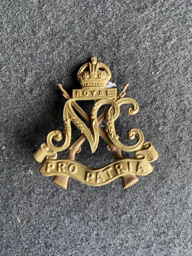 ROYAL NATAL CARBINEERS CAP BADGE- 2 LUGS- WORN 1936- 1940'S