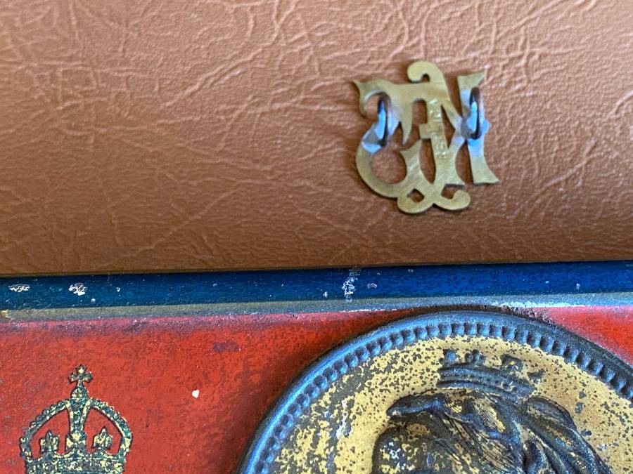 BOER WAR QUEEN VICTORIA TIN AND BADGE-SOLD TOGETHER