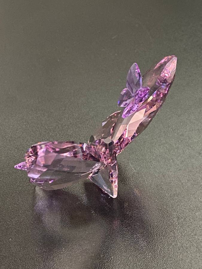 SWAROVSKI AUSTRIAN CRYSTAL BUTTERFLY 85X75-PURPLE-CONDITION VERY GOOD-NO DAMAGE