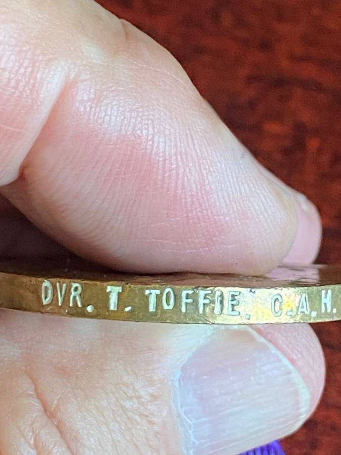 WW1 VICTORY MEDAL AWARDED TO DRIVER TOPHA TOFFIE 4888,CAPE AUXILIARY HORSE TRANSPORT COMPANY