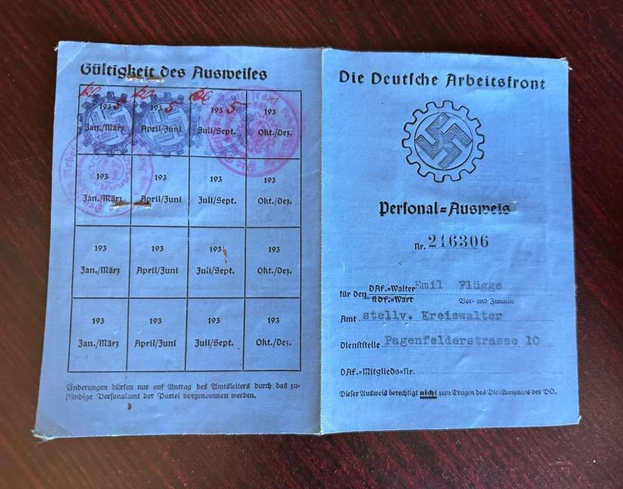 GERMAN DOCUMENTS FOR SALE-PLEASE NOTE THAT THE BOOK IN PICTURES IS NOT FOR SALE