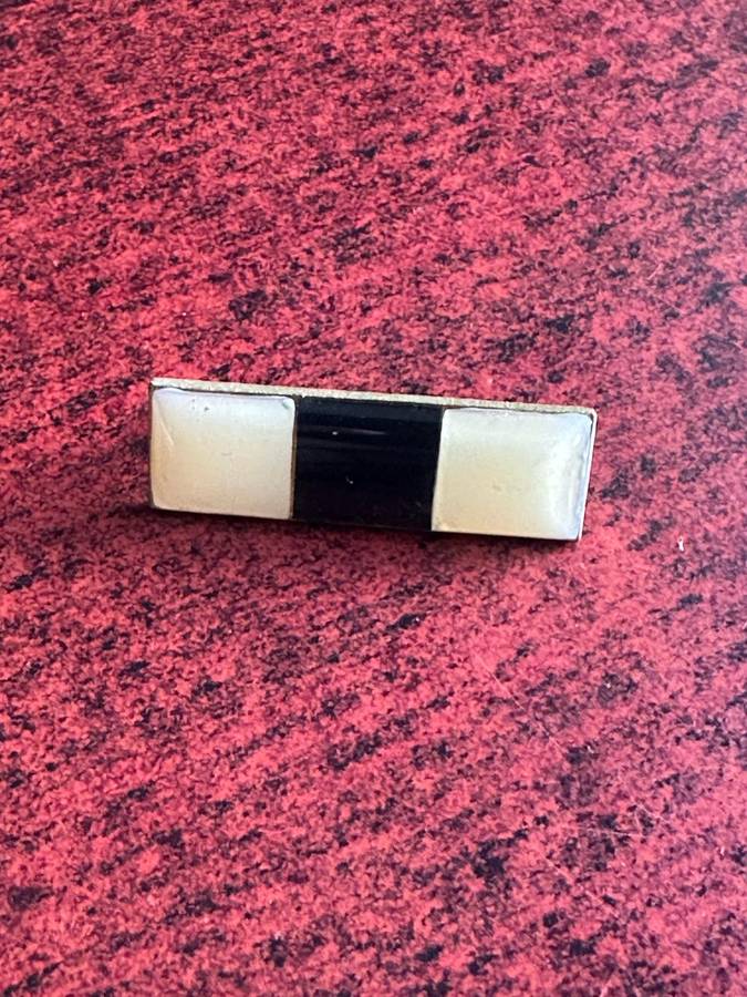 SA INTELLIGENCE SERVICE (ARMY) BERET BAR-WHITE/ BLACK/ WHITE-APPROVED IN 1990- 2 PINS-ORIGINAL