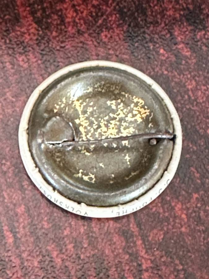 2X OSSEWABRANDWAG BADGES-SOLD WITH THE TIN ,THEY CAME