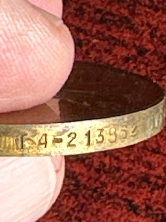 WW1 VICTORY MEDAL AWARDED TO T4-213862 DV P. THOMSON A.S.C.