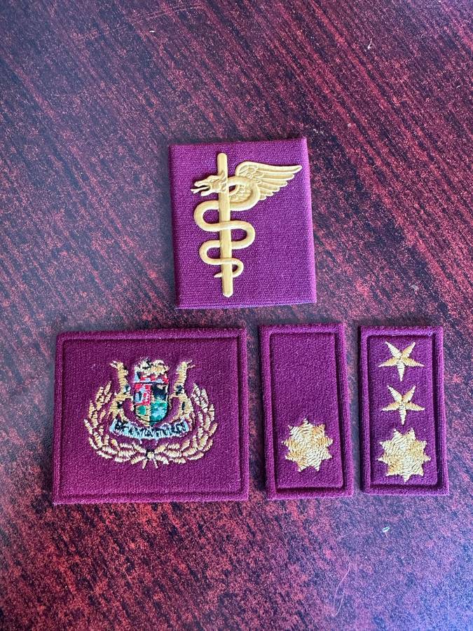 MIXED SA MEDICAL CORPS LOT