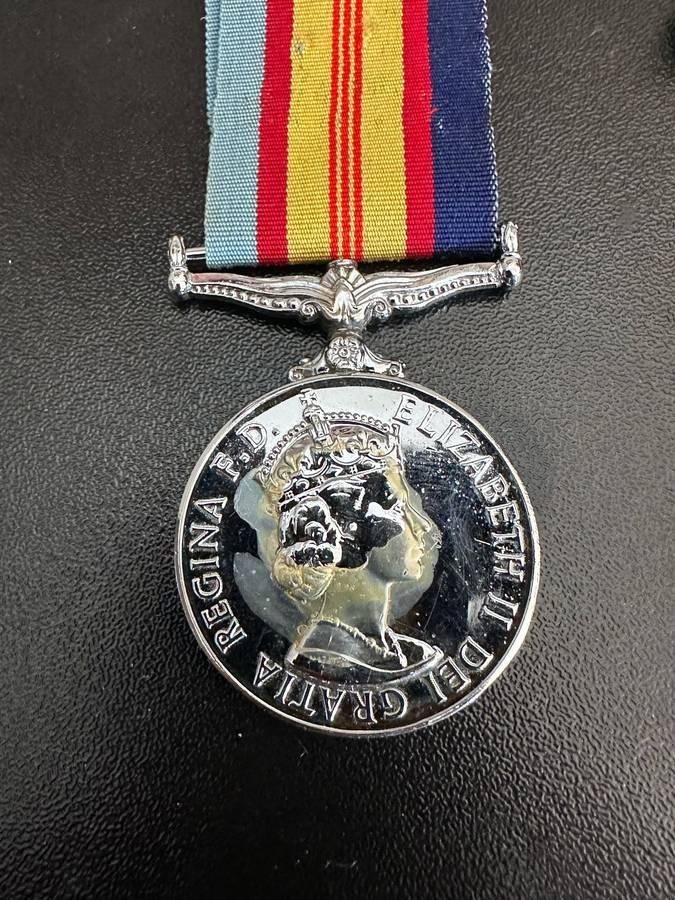 AUSTRALIAN VIETNAM MEDAL(NICKAL-SILVER) AND SOUTH VIETNAM CAMPAIGN MEDAL 1964-BOTH AWARDED TO 671022
