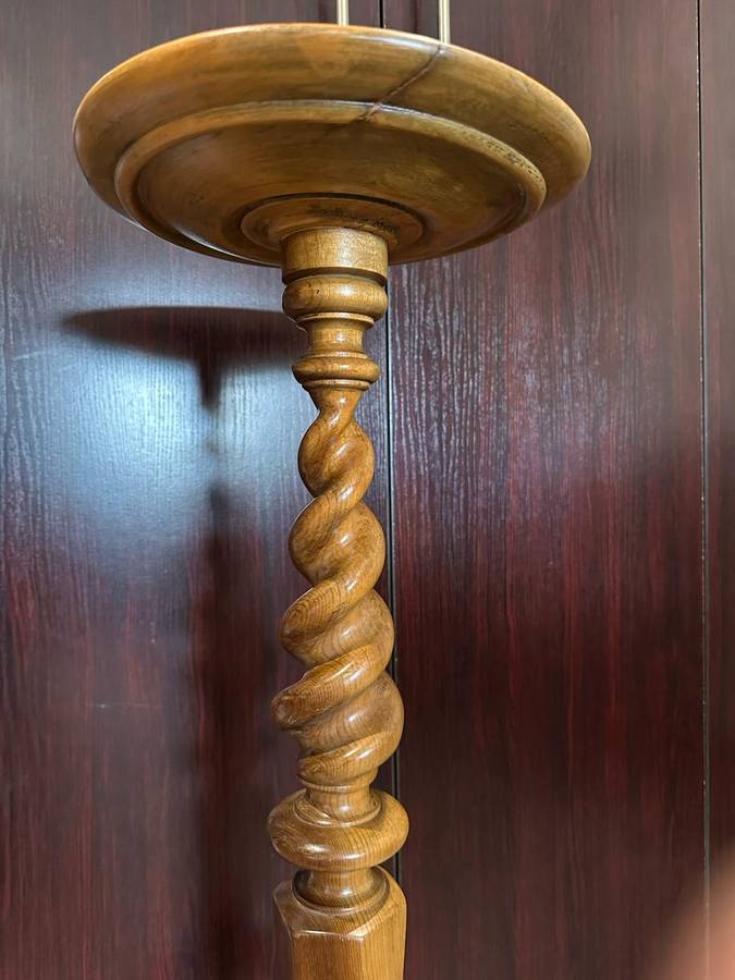 STINKWOOD BARLEY TWIST GUERIDON-EARLY 1900'S- HEIGHT 910 MM