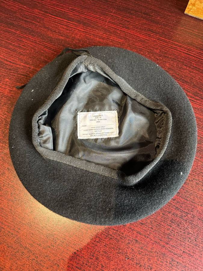 BLACK BERET -SIZE 58 IN VERY GOOD CONDITION