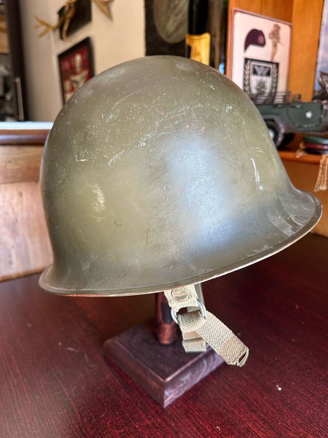 SADF PERIOD "STAALDAK" COMPLETE WITH CHIN STRAP AND MOSDOP