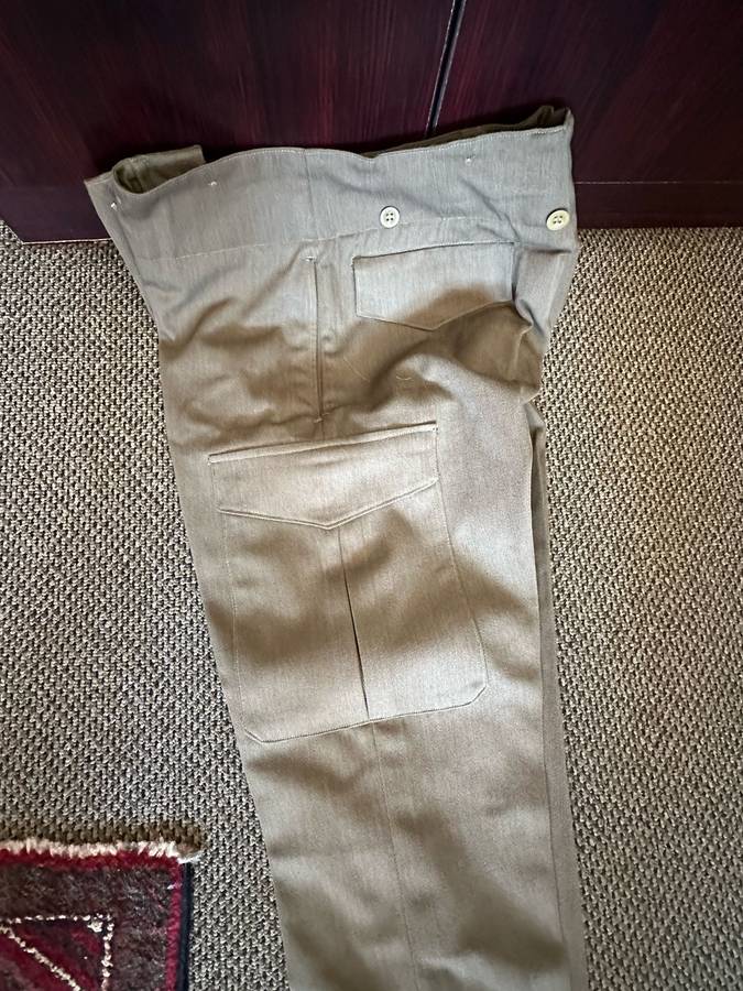 BUNNY JACKET UNIFORM-LABELLED-SIZE 380-MEASURES 44CM ARMPIT TO ARMPIT-TROUSERS SIZE 340 (32) PIPE LE