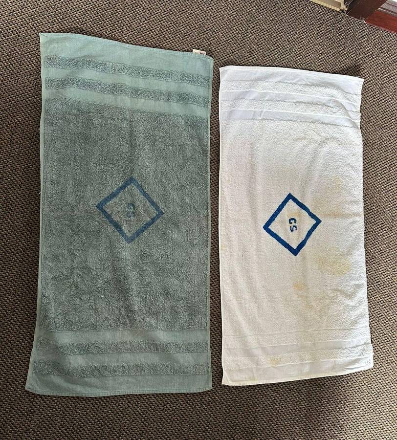 2x Original Rhodesian towels.