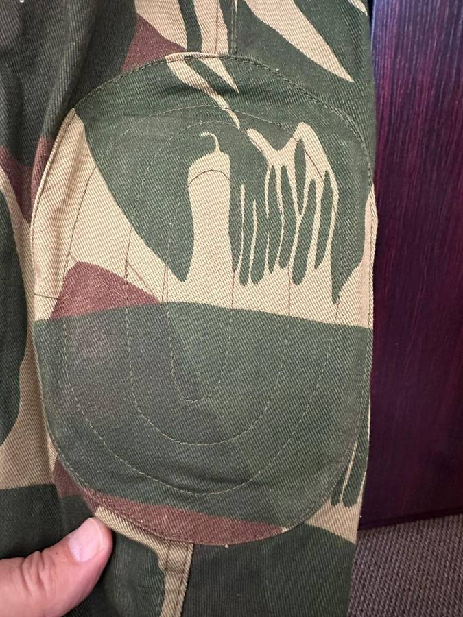 Rhodesian camo jacket. Size extra large. Measures 63 cm armpit to armpit. Sleeve length 68cm. Padded
