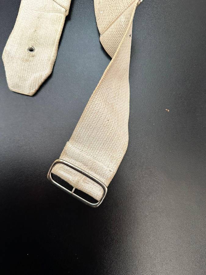 SA Navy cadet belt. Scarce. Extended length 85 cm.