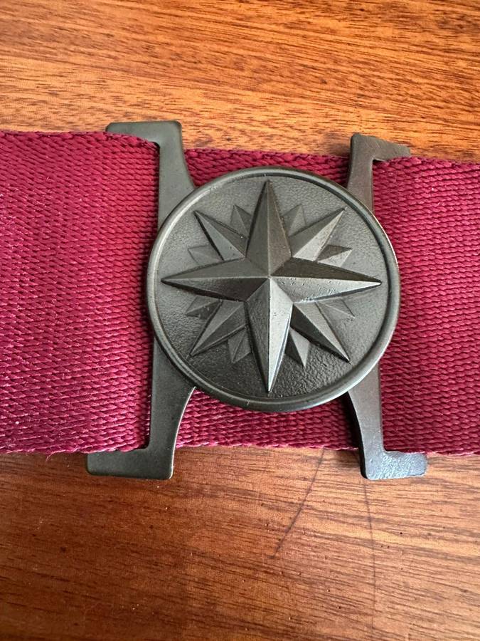 Original Special Forces Brigade stable belt buckle and part belt. Not numbered.