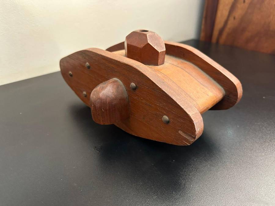 WW1 Trench art. Measures 27x18 cm. Height 12 cm.