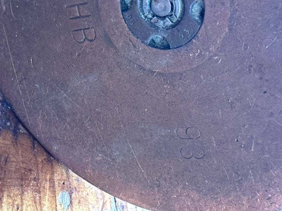 Border war period 76/62mm. artillery case, dated 1993. Overall length 63,5cm. Diameter top 80mm. Bot