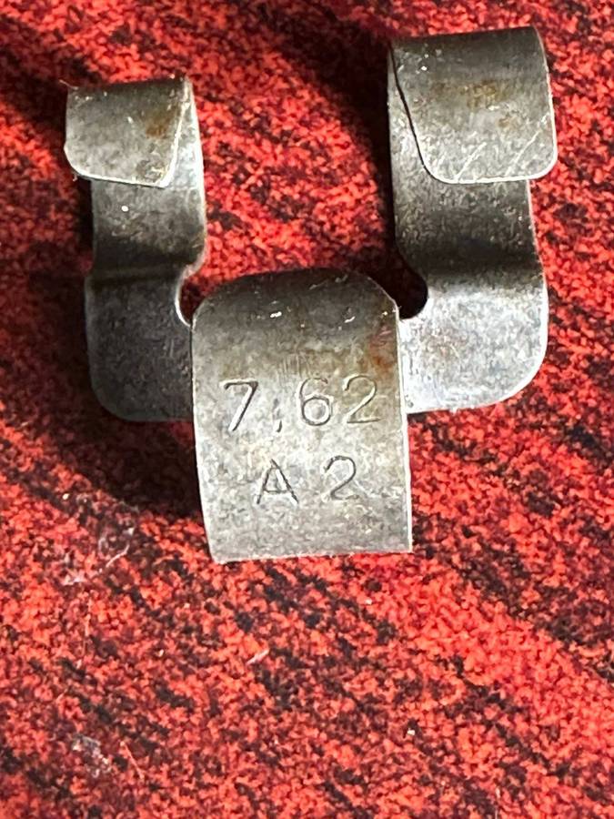 Large lot of 7,62 machine gun clips. Sold together.