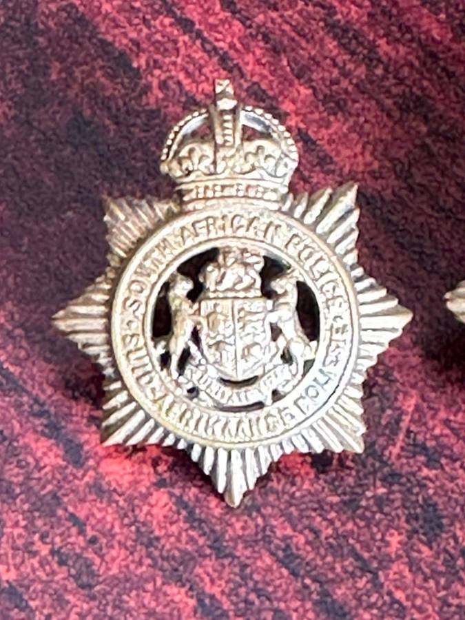 Police collar badge pair. Poliesie type. Lugs intact.