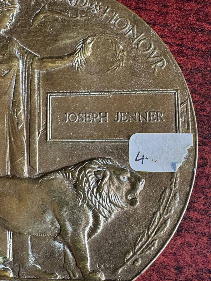 WW1 Bronze plaque for remembrance presented to next of kin of Joseph Jenner. Unresearched.