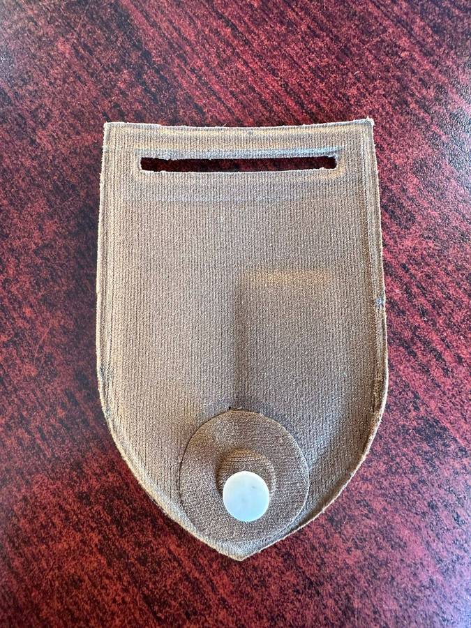 7 Infantry division tupper flash. One pin.