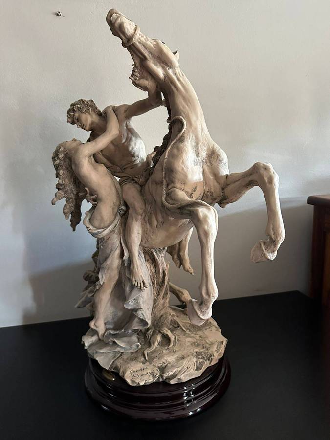 Very large Giuseppe Armani. The Embrace. Terracotta finish Sculpture. d.Arte Porcelain. 1011-T. Heig