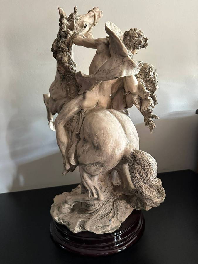 Very large Giuseppe Armani. The Embrace. Terracotta finish Sculpture. d.Arte Porcelain. 1011-T. Heig