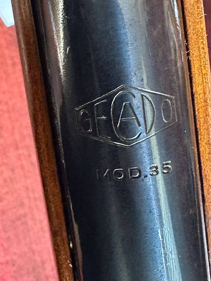 Gecado model 35 air gun,made in Germany. This rifle is in very good and working condition. Total len