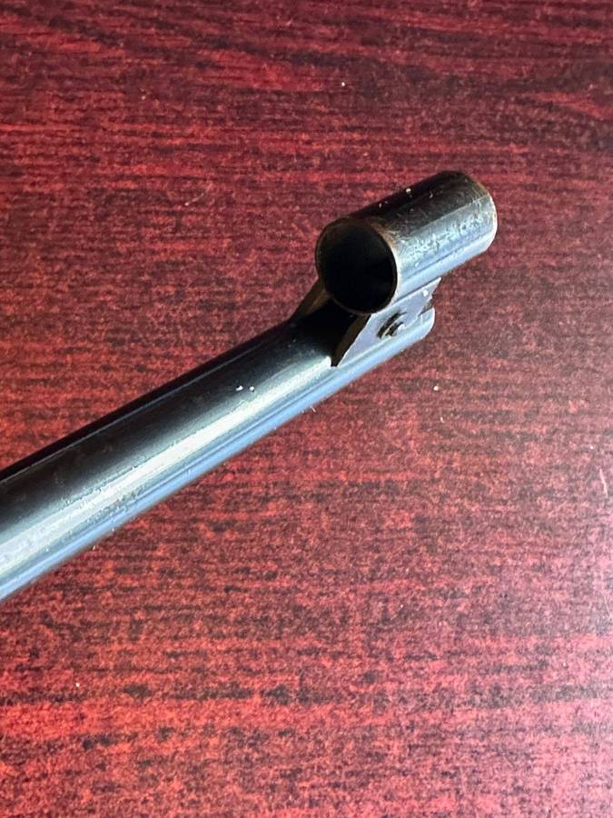 Gecado model 35 air gun,made in Germany. This rifle is in very good and working condition. Total len