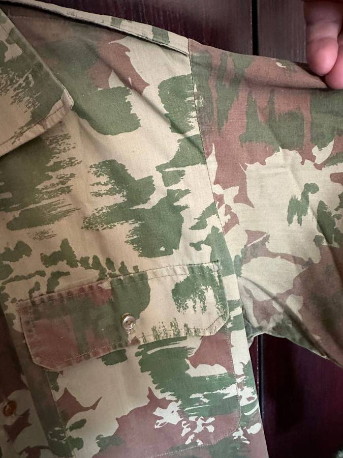 Police task force,1st pattern (starbust) camo long sleeve shirt. Size large, measures 60cm armpit to