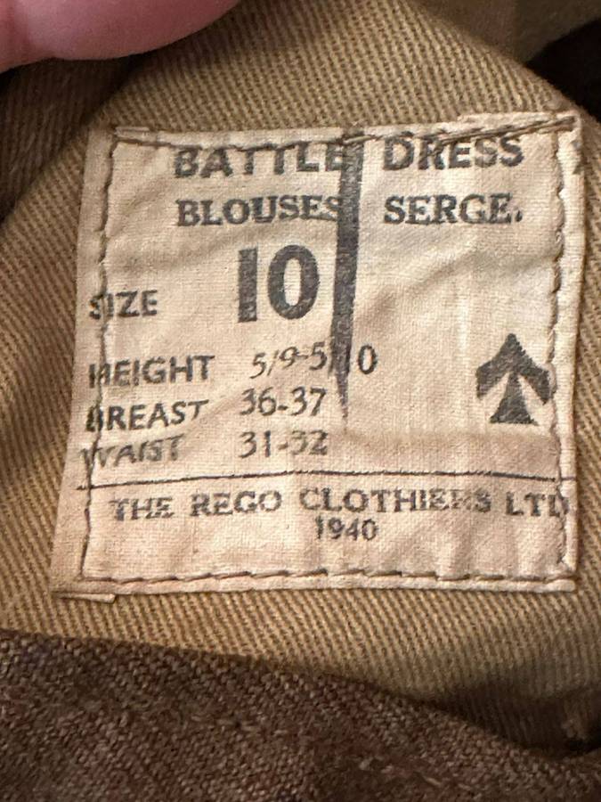 WW2 Battle dress and pants. Labelled. Please look at pictures for size. Waist on pants 33cm. Pipe le