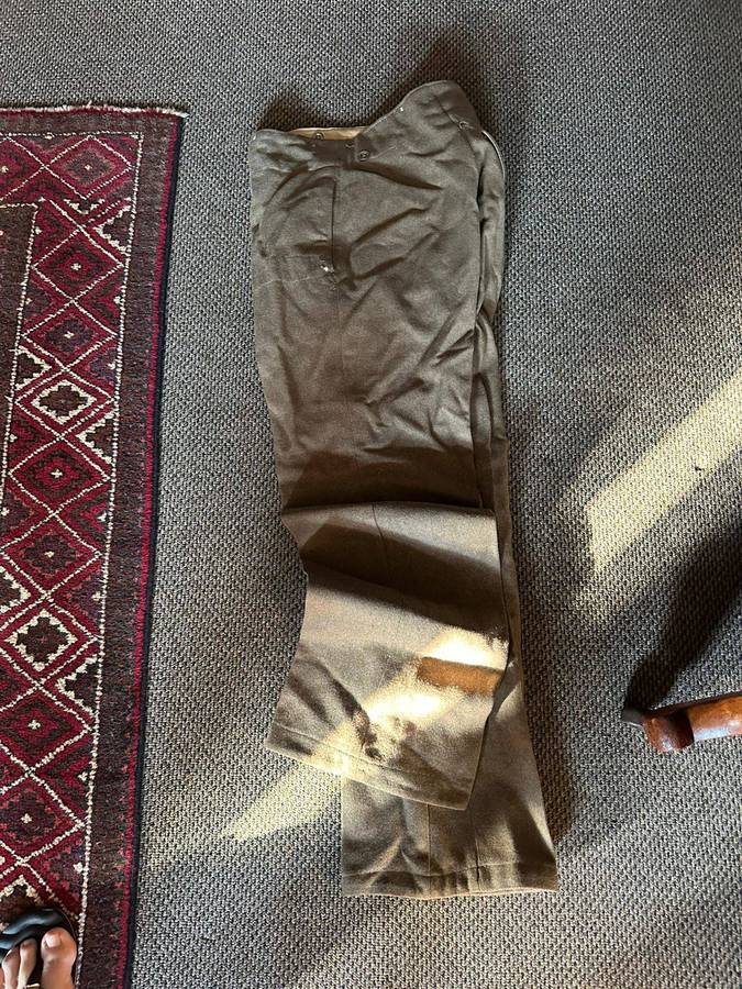 WW2 Battle dress and pants. Labelled. Please look at pictures for size. Waist on pants 33cm. Pipe le