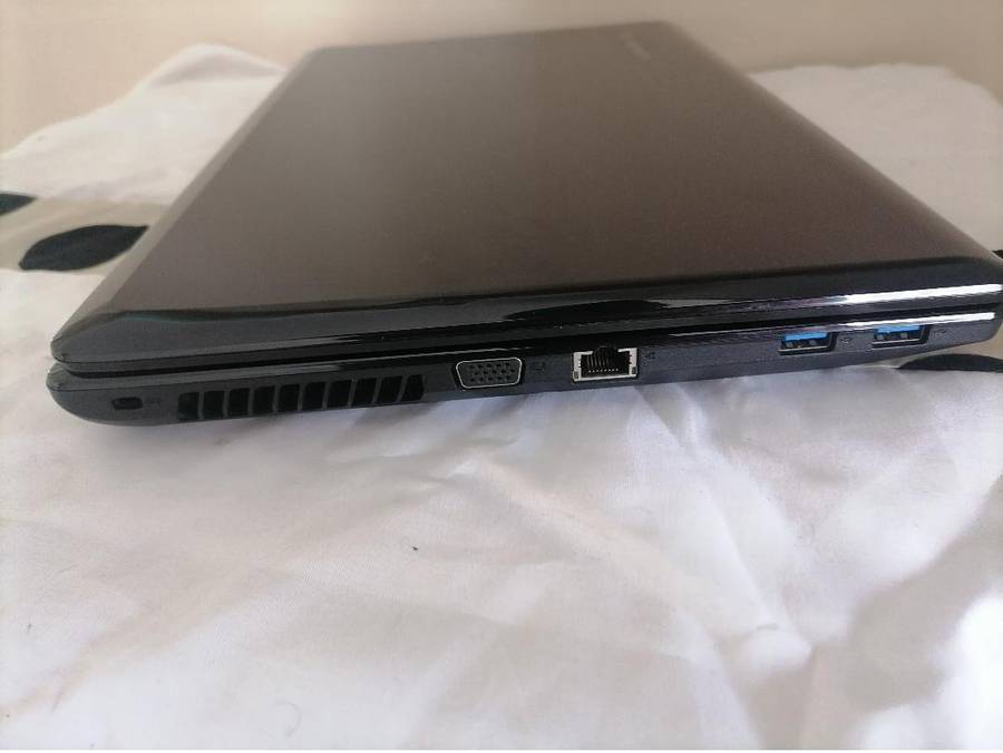 LENOVO G580 LAPTOP. 500GB HDD, 4GB RAM with MS OFFICE