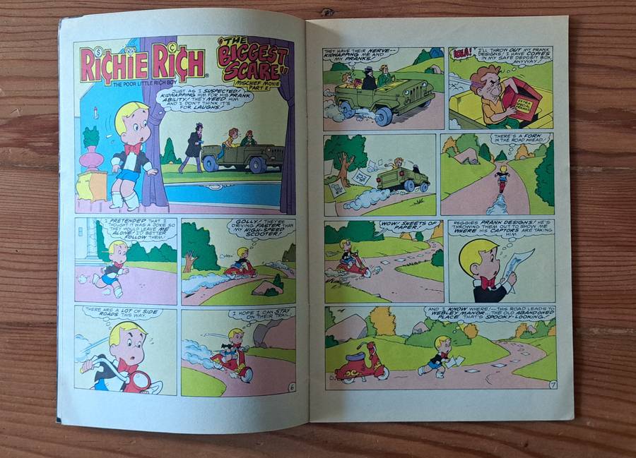 Harvey Comics Richie Rich #93 91995)RSA South Africa Print rare vintage old retro classic comic book