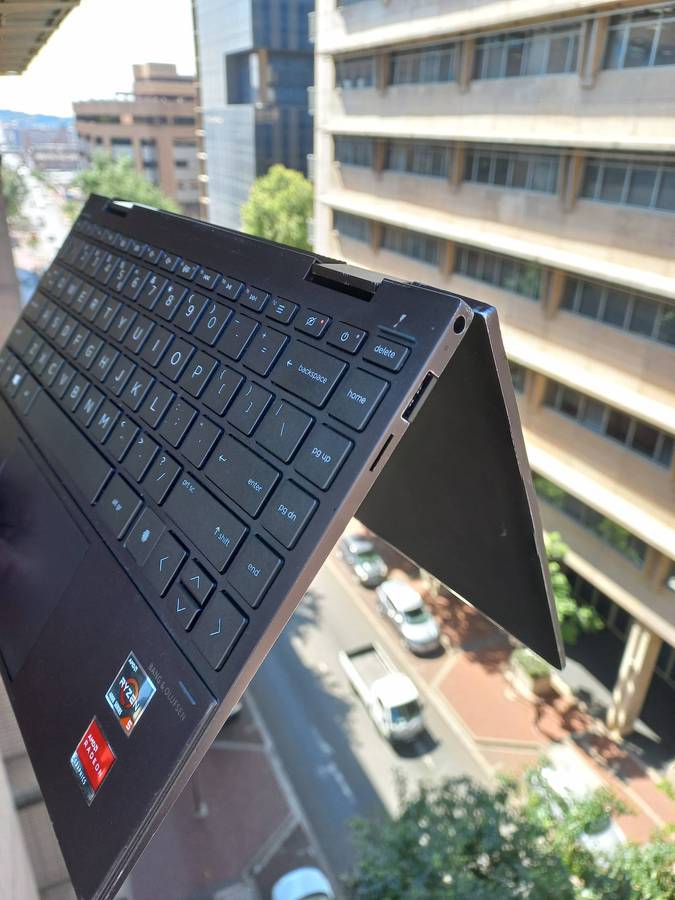 Hp x360 Ryzen 5, 8GB ram, 512GB SSD, Battery Excellent, Screen is okay Touch cracked works sometimes