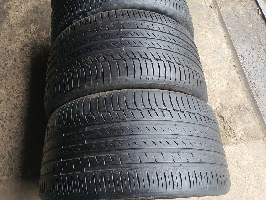 275/35/22, 315/30/22 Continental Premium Contact. 75% life