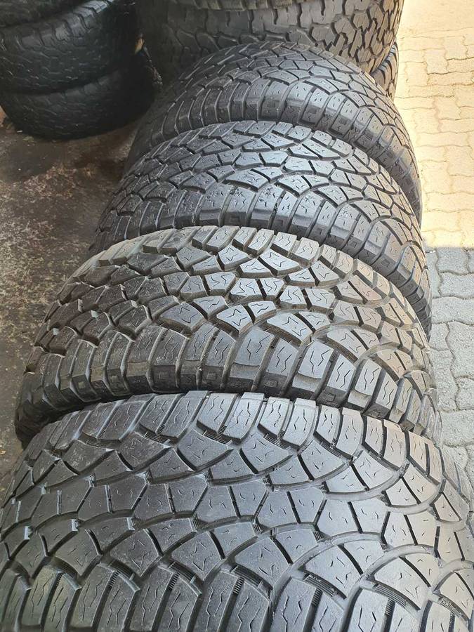 305/50/20 Cooper Zeon LTZ. Good looking tyres