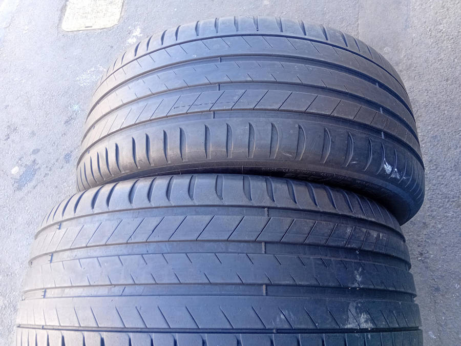 255/55/18 Michelin fairly used tyres