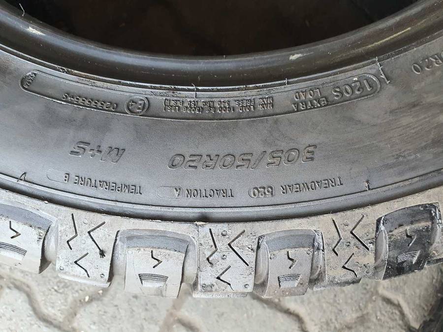 305/50/20 Cooper Zeon LTZ. Good looking tyres