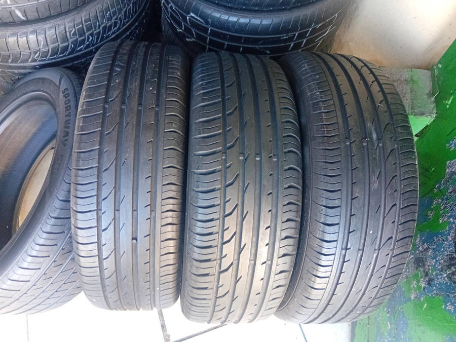 215/55/18 Continental fairly used tyres